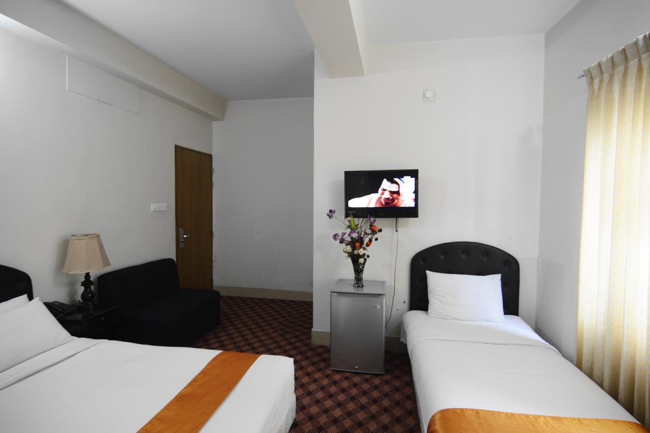 Holiday Xpress Dacca Exterior foto